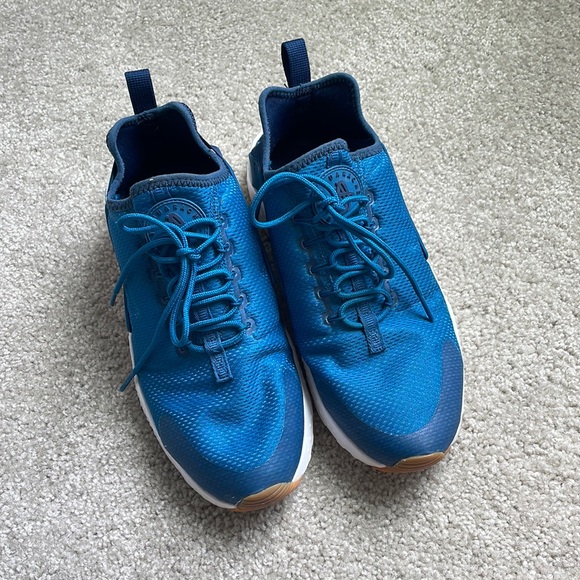 Nike Air Hurache Ultra - Picture 2 of 6